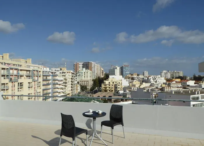 Downtown - Central - 6 Pax - Faro *